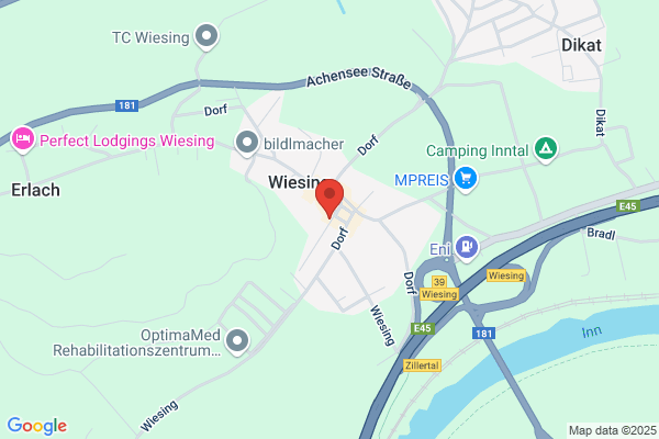 Cafe Mitten-Drin