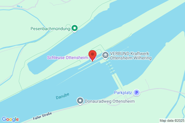Strom- u. Schleusenaufsicht Ottensheim Donaukraftwerk Schleusendienstgebaeude