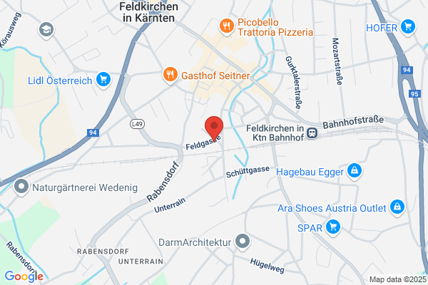 Top Bautraeger M und R Bau Ges. mbH und Co. KG