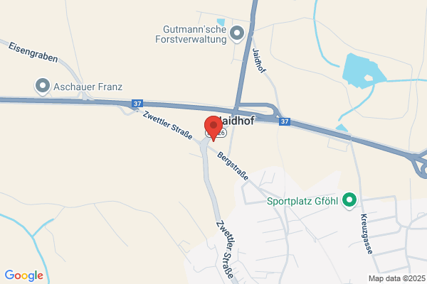 Ferkelversteigerungshalle Amstetten der Gen NOe Ferkel- produzenten u Schweinemaester